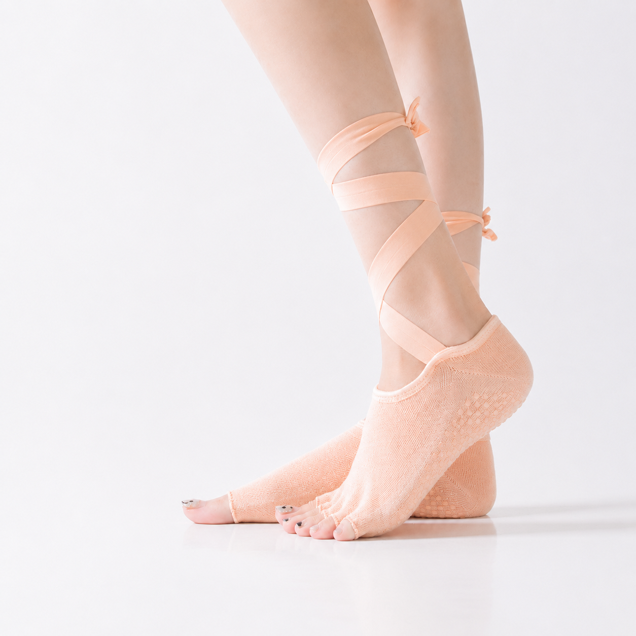 Five-Toe Wraparound Yoga Socks for Yoga, Pilates & Barre
